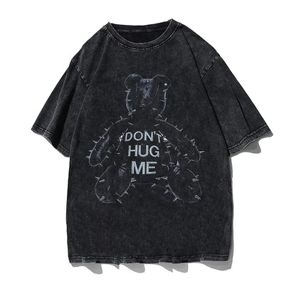 DON'T HUG ME" スパイキーベアTシャツ